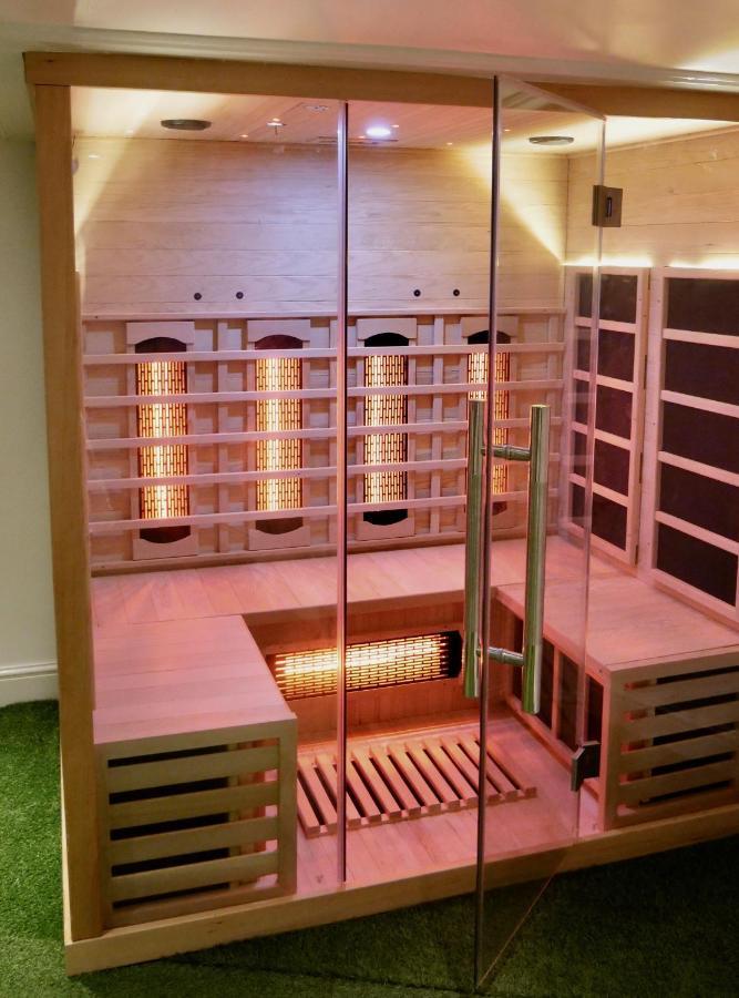 Luxury 3 Bathroom Cinema And Sauna Seaford Eksteriør bilde